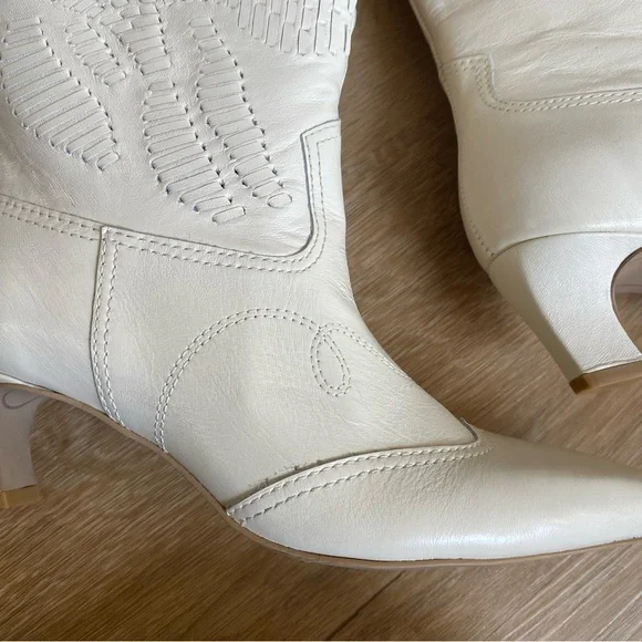 NEW Dolce Vita Tavla Boots Off White Leather - Picture 9 of 9